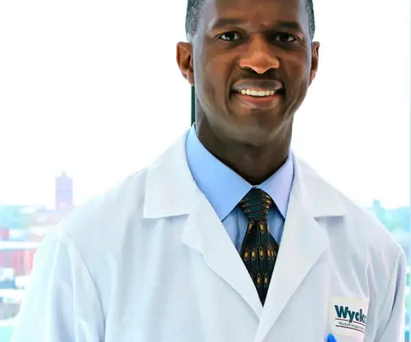 Davis Memorial Hospital completes ground-breaking bariatric surgery